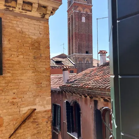 Cozy Retreat At Antico Mercato Di Rialto Βενετία