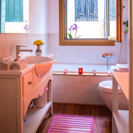 Cozy Retreat At Antico Mercato Di Rialto *