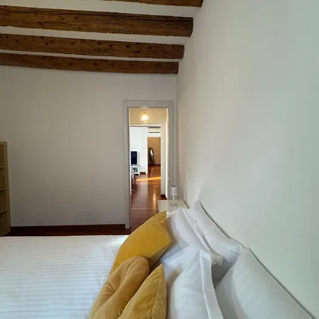 Cozy Retreat At Antico Mercato Di Rialto * Βενετία